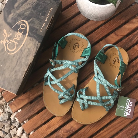 SOLD NWT Chaco Diana Sandals - Picture 3 of 8